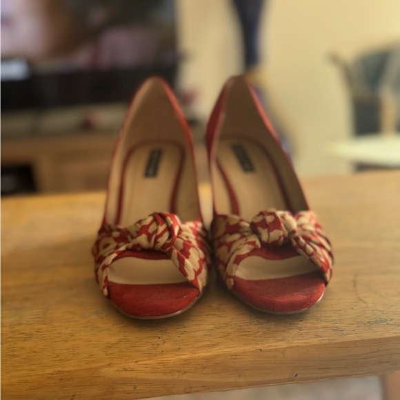 Violet &Red wedges - Picture 5 of 5